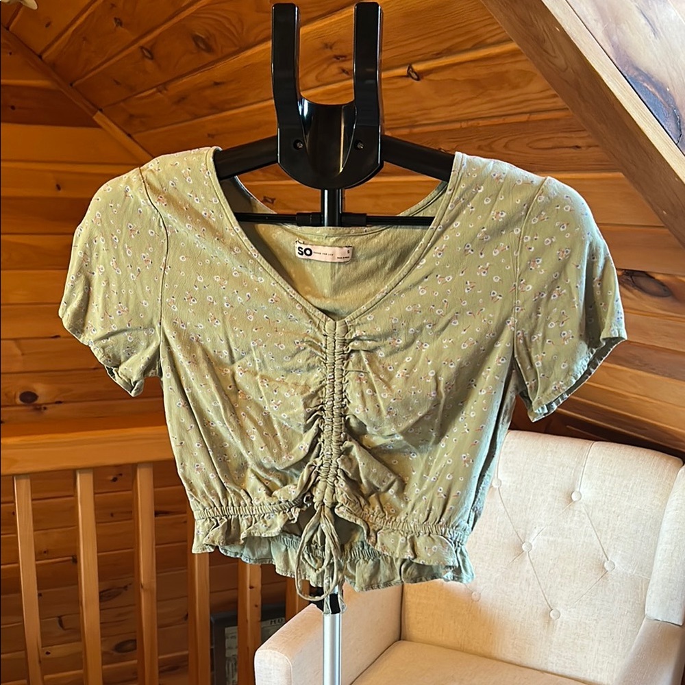 SO Women's Olive Floral Ruched crop Blouse